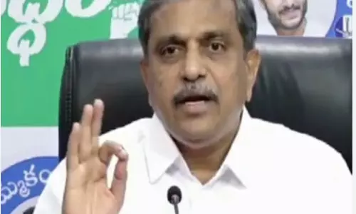 లా అండ్ ఆర్డర్ కంట్రోల్ చేయాల్సింది వాళ్ళే : సజ్జల