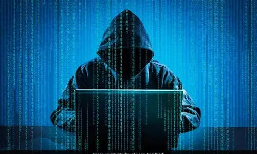 కరోనా టీకాలు వేసుకున్న వారిని వదలని సైబర్ నేరగాళ్లు