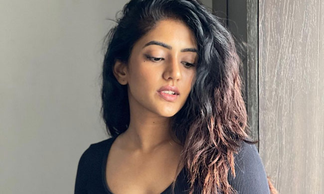 Esha Reddy Dev పీరియడ్స్ గురించి ఆ డైరెక్టర్ కి చెప్పిన ఈషా! | Telugu actress Esha ...