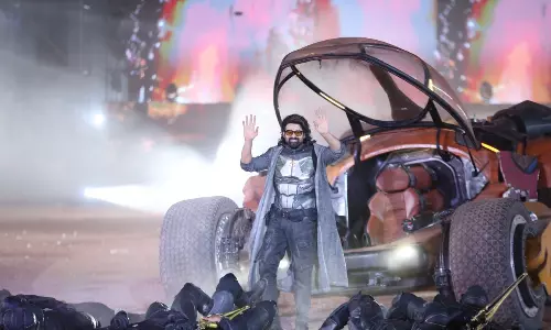 క‌ల్కి ఈవెంట్లో ప్ర‌భాస్ షాక్‌లు