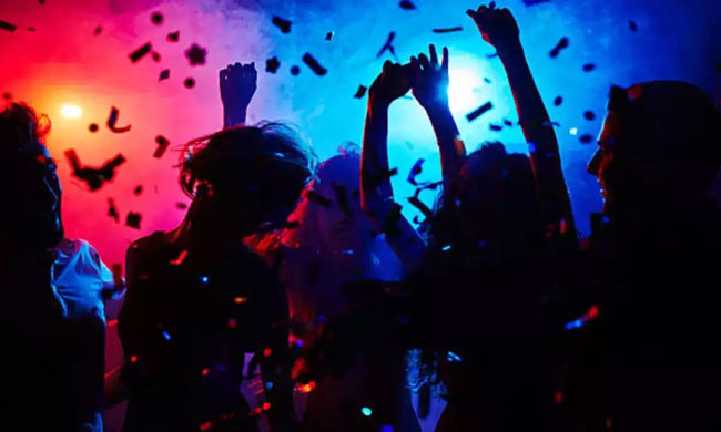 86 మందికి డ్ర‌గ్స్ పాజిటివ్? హేమ కూడానా? | Bangalore Rave Party Drugs ...