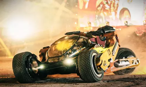 ఎగిరే సూప‌ర్ కార్- బుజ్జి కోసం 7 కోట్లు?