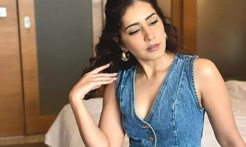 Raashi Khanna Rocks Double Denim
