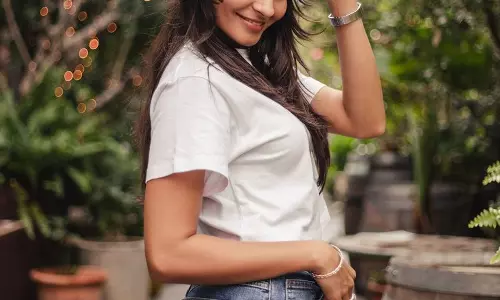 Andrea Jeremiah’s Elegant Day Out Andrea Jeremiah’s Elegant Day Out