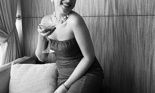 See Shraddha Dass Trending Pictures Now!