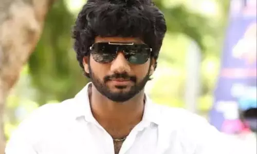 ప్రశాంత్ వర్మతో బాలీవుడ్ హీరో.. అంతా అనుకున్నట్లే..