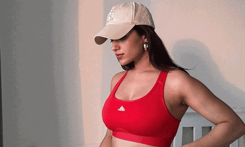 Ruhani Sharma Unmissable Pics in Casual Outfit