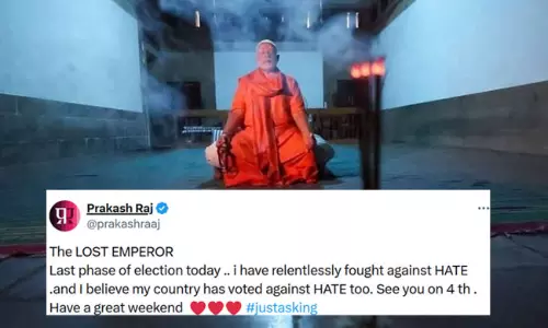 మోడీని వెంటాడుతున్న ప్రకాష్ రాజ్... మరో వైరల్ ట్వీట్! మోడీని వెంటాడుతున్న ప్రకాష్ రాజ్... మరో వైరల్ ట్వీట్!