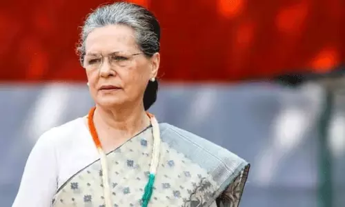 సోనియాగాంధీ పర్యటన రద్దు వెనక ?!