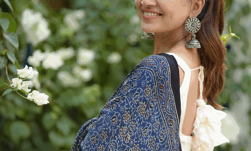 Vanis Pics Drived Her Fans Wild With Admiration