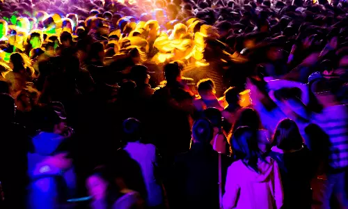 రేవ్ పార్టీ ఎఫెక్ట్‌: న‌టి హేమ అరెస్టు