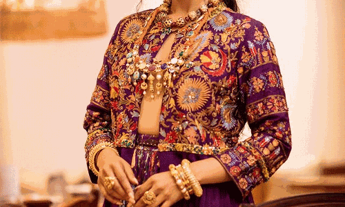 Chaithras Beauty in Vibrant Colours