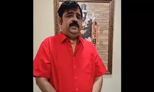 జగన్ దెబ్బకు జాతకాలు మానేసిన వేణు స్వామి