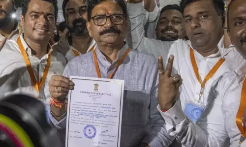 ఉత్తర ముంబైలో 48 ఓట్లతో శివసేన విజయం! ఉత్తర ముంబైలో 48 ఓట్లతో శివసేన విజయం!
