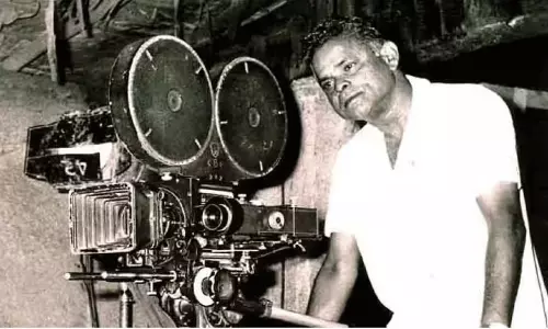 క‌ల‌క‌త్తా టూ చెన్నై ఆ లెజెండ‌రీ ద‌ర్శ‌కుడి జ‌ర్నీ అలా!