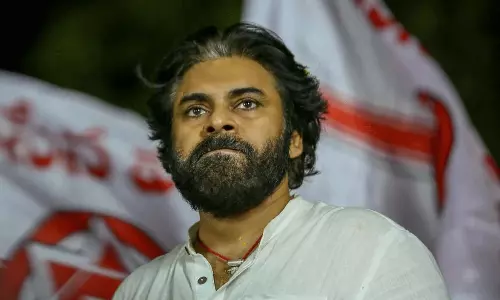 అర్జునుడై  విజృంభించాడు ...  దటీజ్ పవర్ స్టార్