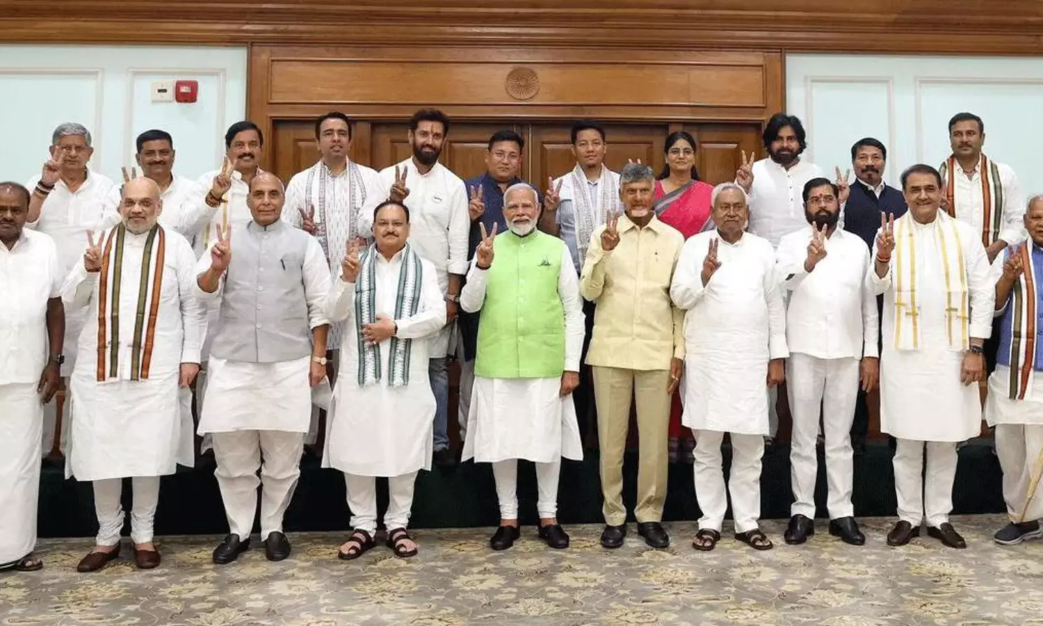 కాలం తెచ్చిన మార్పు.. పదేళ్లలో చంద్రబాబులో ఛేంజ్ ఇంతనా?