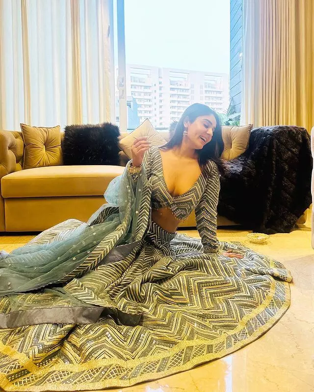 Sidhika Sharma�s Breath of Fresh Fashion Sidhika Sharma�s Breath of Fresh Fashion