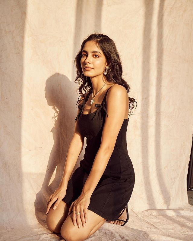 Pragati Srivastava: The Rising Star of Tollywood Stuns in Chudidar