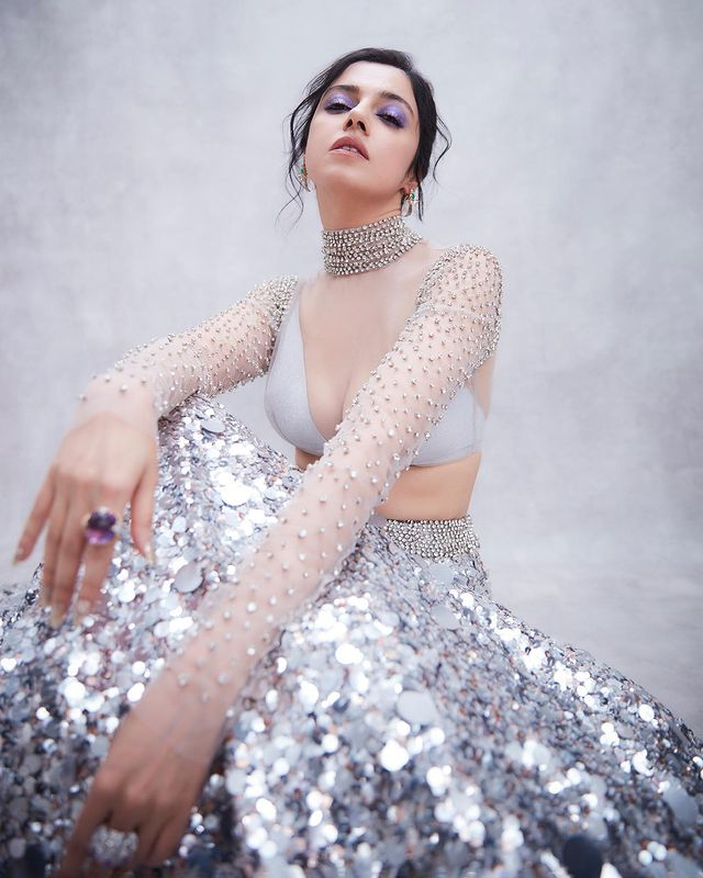 Divya Khosla Goes Stylish For Grazia magazine Divya Khosla Goes Stylish For Grazia magazine