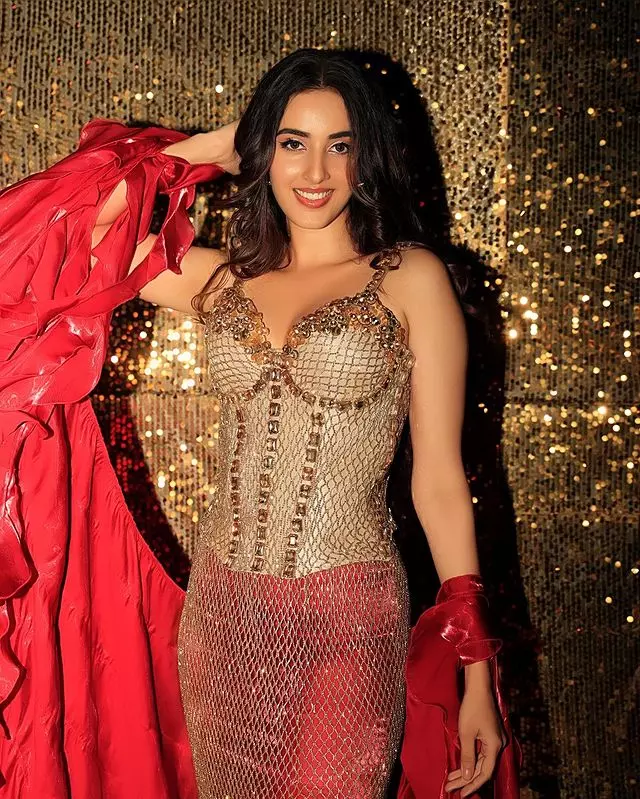 Simran Kuar Is Simply Superb