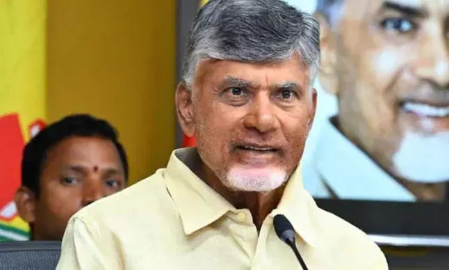 చంద్రబాబు కేబినెట్లో సీనియర్లకు నో చాన్స్? చంద్రబాబు కేబినెట్లో సీనియర్లకు నో చాన్స్?