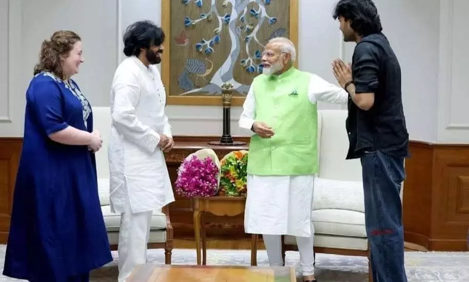 మోడీతో పవన్ కొడుకు.. వ్వాటే టైమింగ్!
