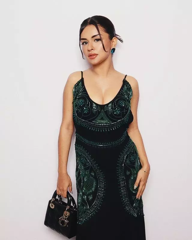 Avneet Kaur’s Red Reverie by the Riviera