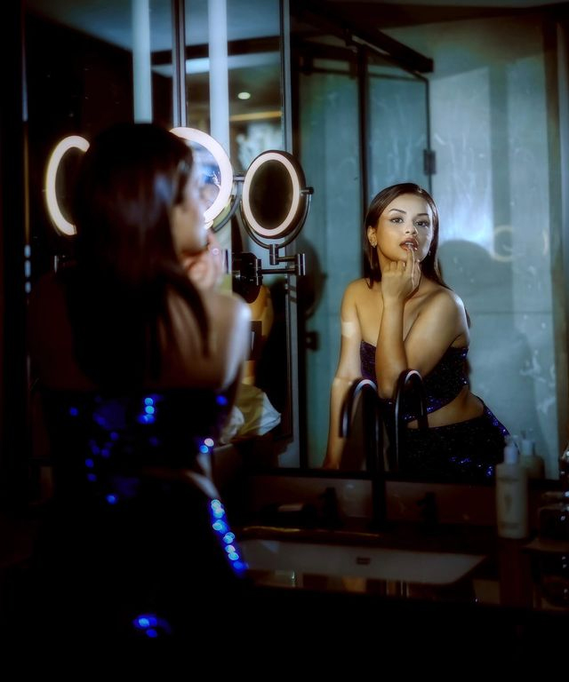 Avneet Kaur’s Red Reverie by the Riviera