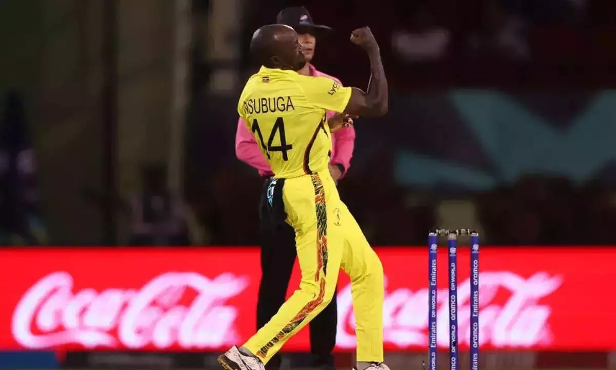 4-2-4-2.. ఇదీ 43 ఏళ్ల పసికూన బౌలర్ ప్రపంచ రికార్డు