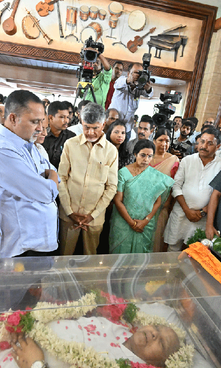 Celebrities Pay Last Respects To Ramoji Rao Garu Set 1