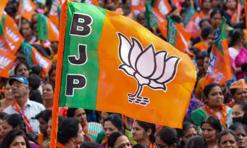 ఆ ఇద్ద‌రు మ‌హిళా నేత‌ల‌కు నిరాశేనా?  బీజేపీ టాక్‌!