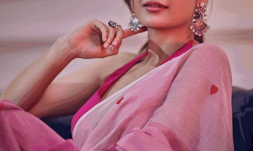 Ashika Ranganaths Saree Look Will Make you Go Gaga