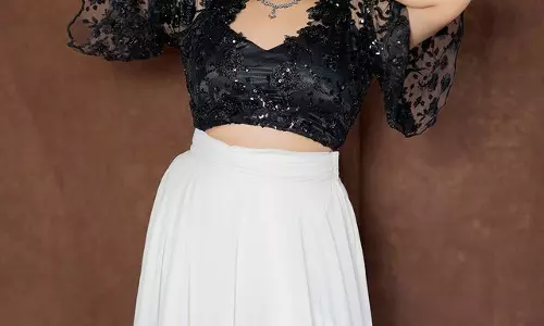 Sreemukhi Slips Into Stylish Look