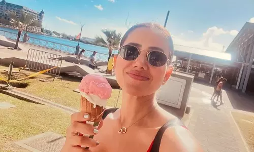 Sonnalli Seygall Enjoying In Mauritius