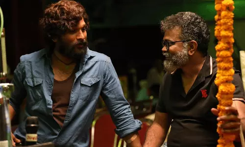 సుకుమార్ లెక్క తప్పుతుందా.. పుష్ప 2 ఏం జరుగుతుంది..?