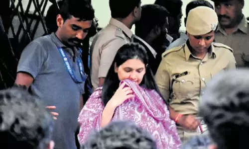 అభిమాని హ‌త్య కేసు.. ప‌విత్ర ఇంట్లో సోదాల్లో తెలిసిన షాకింగ్ నిజం!