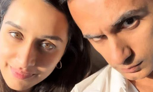 వాళ్లిద్ద‌రి మ‌ధ్య ల‌వ్ ఏకంగా ర‌న్నింగే!