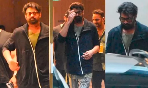 వీడియో : ప్రభాస్‌ స్టైలిష్‌ ఎంట్రీ అదుర్స్‌