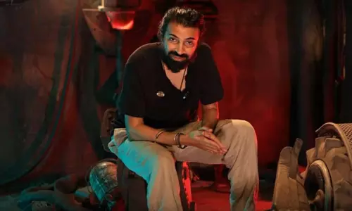 దేవుళ్ల‌ను నిషేధించిన ప్ర‌పంచాన్ని చూస్తారు: నాగ్ అశ్విన్