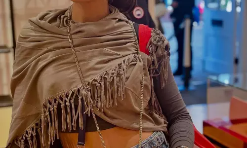 Sara Ali Khan Rocks Effortless Chic in Black and Denim