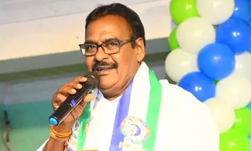 ఈవీఎం ట్యాంపరింగ్... జగన్ కి షాకిచ్చిన వైసీపీ నేత!