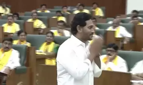 జగన్ నమస్కారానికి ప్రతి నమస్కారం  ?