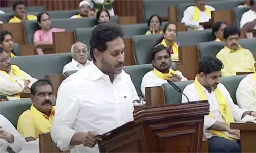 ఫైట్ చేయాలని చెప్పి గంటే అసెంబ్లీలో ఉండటం ఏంటి జగన్?