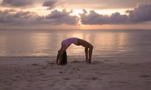 Pooja Hegdes Beachside Yoga Aasan: Pure Inspiration