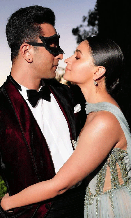 Alia Bhatt and Ranbir delight fans at Ambanis wedding bash