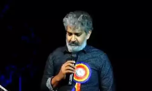 ప్రభాస్ ట్విస్ట్.. జక్కన్న ముందే చెప్పాడు