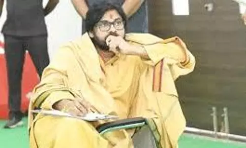 స‌మీక్ష‌లు స‌రే.. ప‌వ‌న్ స‌ర్ ఏం తేలుస్తున్నారు..?