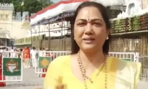 హఠాత్తుగా అక్కడ దర్శనమిచ్చిన నటి హేమ