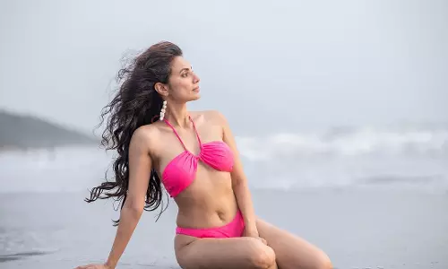 Manisha Stuns In a Bikini